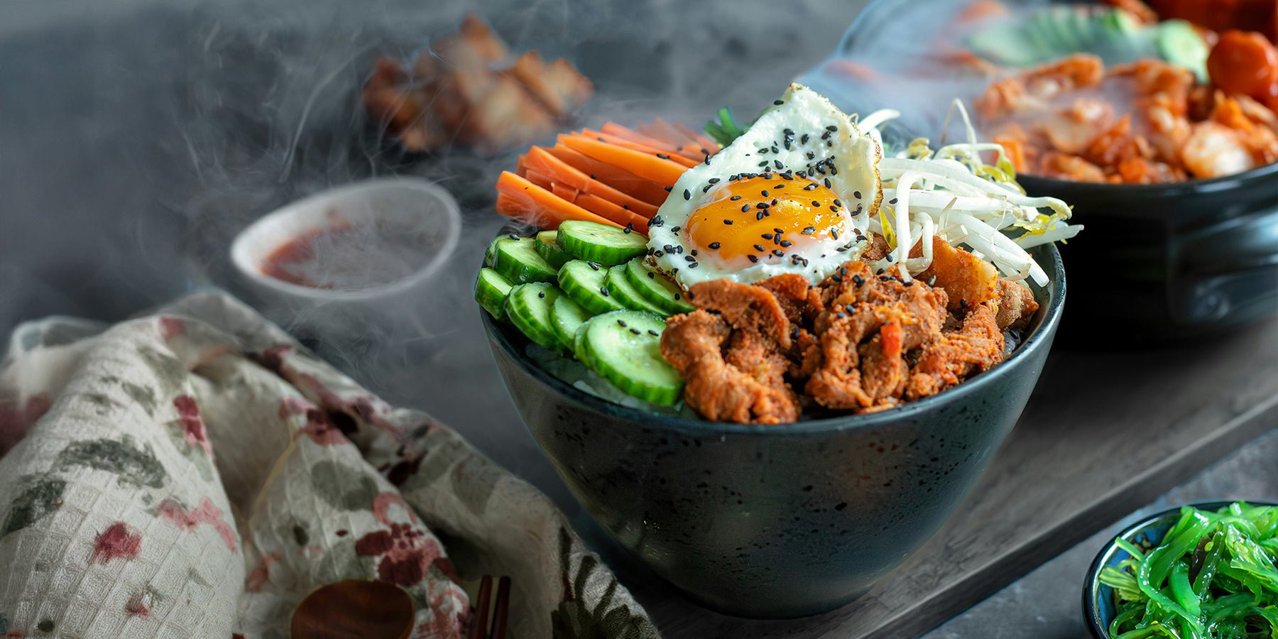 Bibimbap: een kleurrijke en heerlijke Koreaanse bowl die je thuis maakt - Happlify